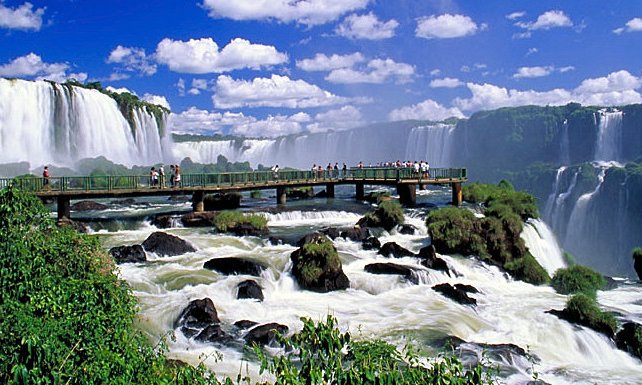 Slapovi Iguacu - vzamejo sapo!