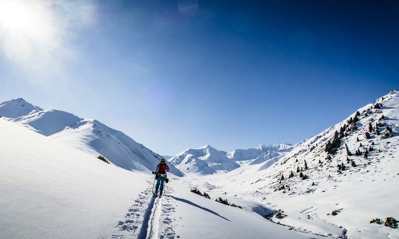 Kirgizija, turno smučanje - 11154.jpg