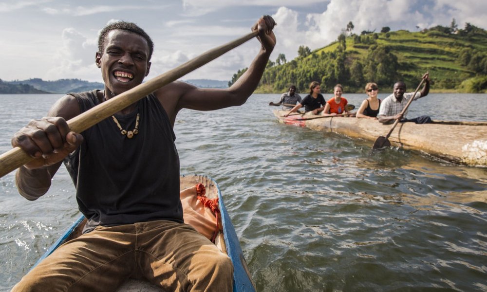 Kanuiranje na jezeru Buyonyi