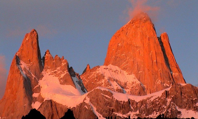 Cerro FitzRoy, ob sonÄnem vzhodu