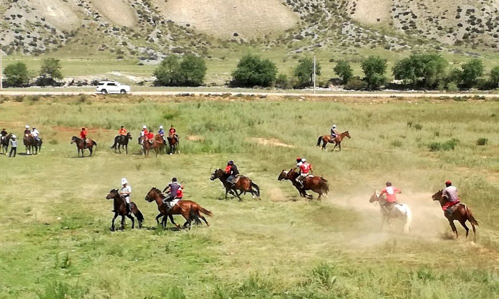 Kirgizija (Kirgistan) xpress - 12036.jpg