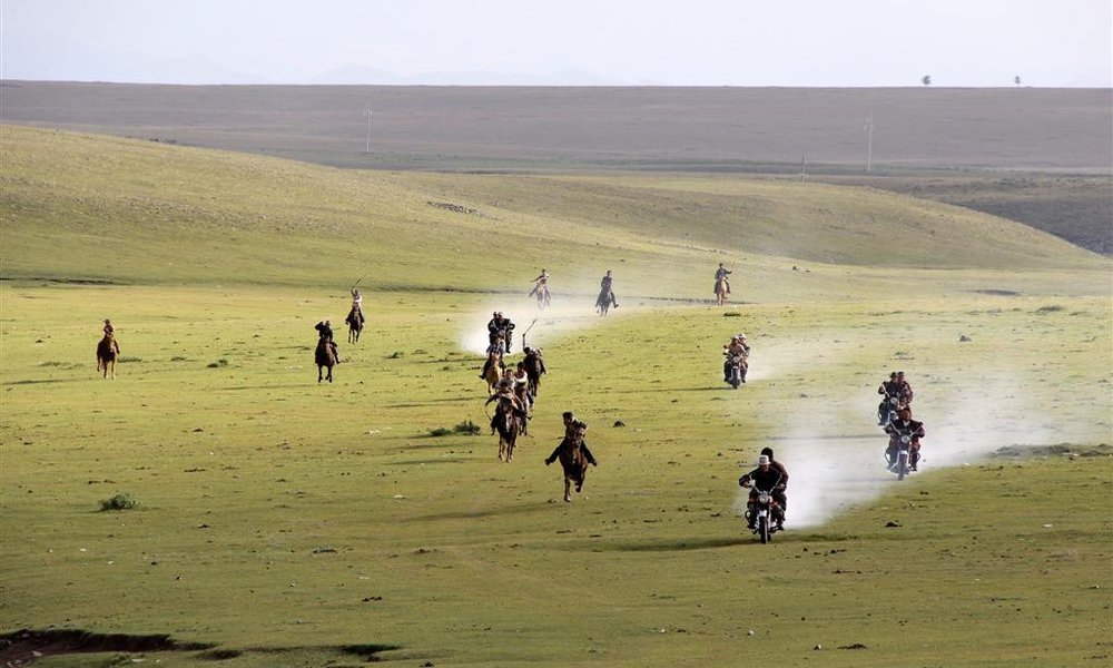 Konjske dirke za pokal ShaPPa, na mini Naadam festivalu