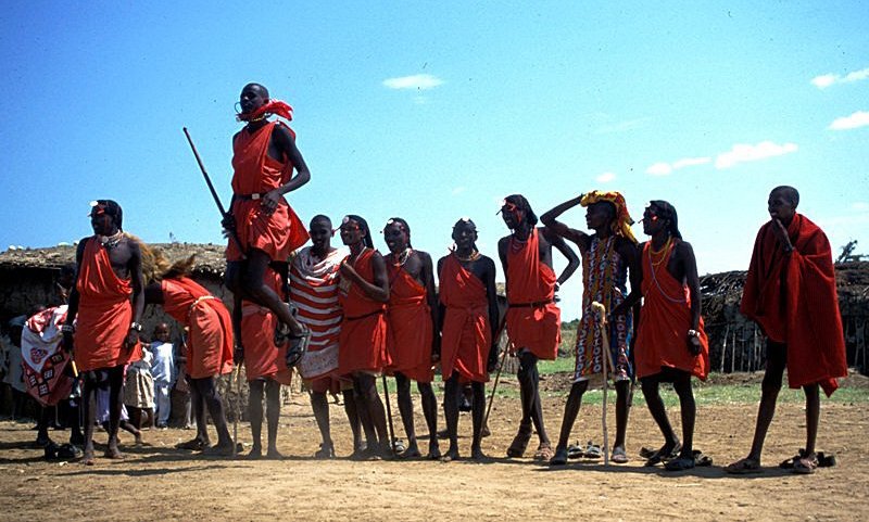 Masai in njihov pozdrav ob prihodu v vas