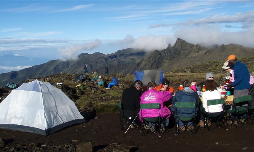 Na poti na Kilimanjaro šotorimo