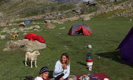Tipični jutranji utrinek, zajtrk na prostem