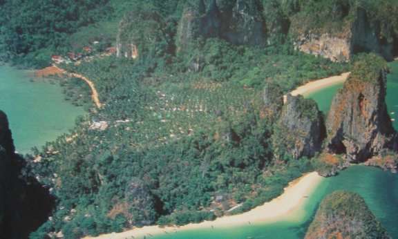 Ko Pi Pi s ptičje perspektive