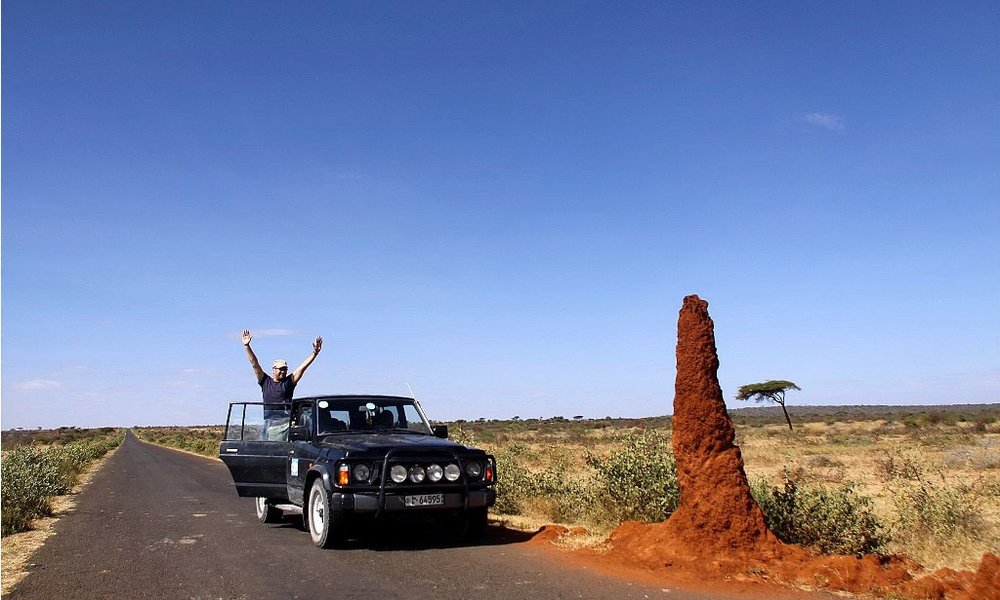 Potujemo z najetimi jeepi