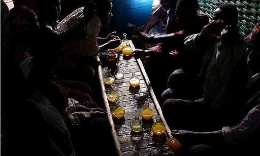 Tedž je doma pridelano medeno vino, hmeljasto-moštnega okusa