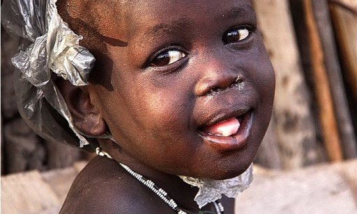 Otroci so poleg trinajst mesecev sonca, kot se Etiopija reklamira, še dodatno sonce te divje dežele