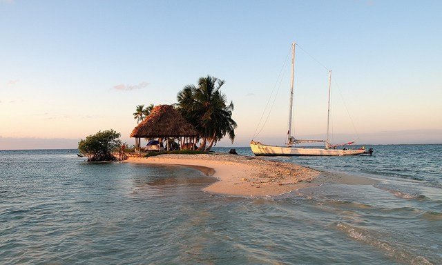Jadranje v Belizu in naš otok