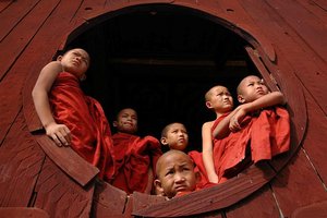 Mladi wannabe menihi, Burma