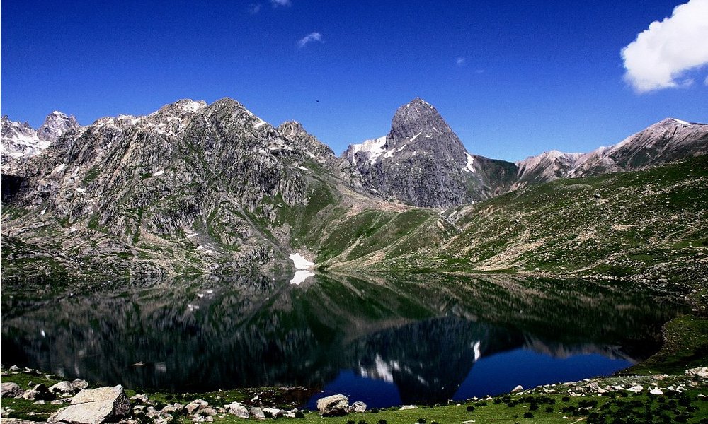 Prvo jezero na našem kašmirskem trekingu