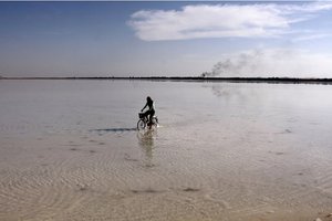 Slano jezero okoli Siwe, Egipt