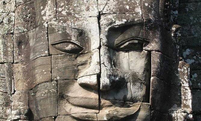 Bayon, Angkor Wat