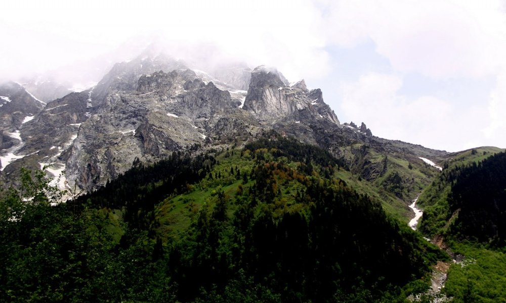 Drugi treking po dolini do slapu, Svaneti