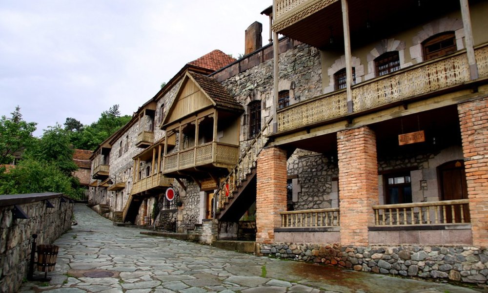 Stari predeli vasi na poti