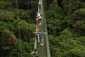 Vietnam + Od Nikaragve do Venezuele - 4555.jpg