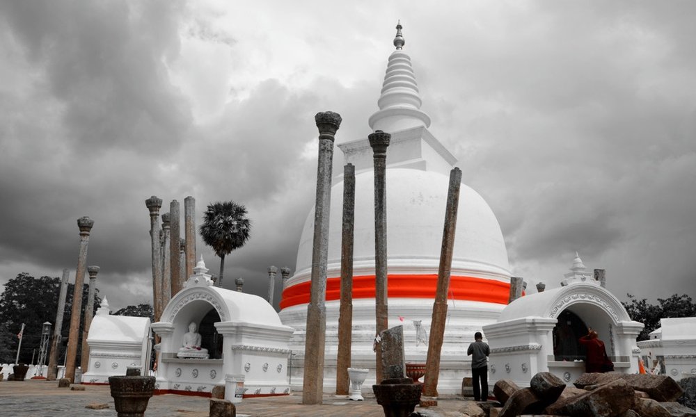 Tipična pagoda ali stupa, nekaka budistična kapelica
