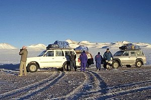 Z jeepi ob verigi Andov