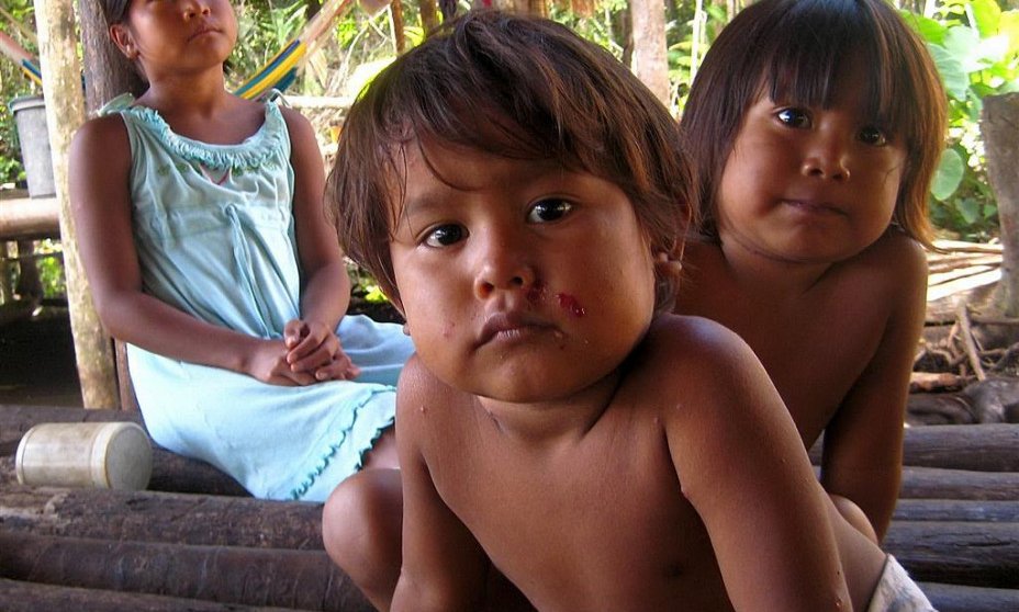 Warao indijančki v delti reke Orinoco