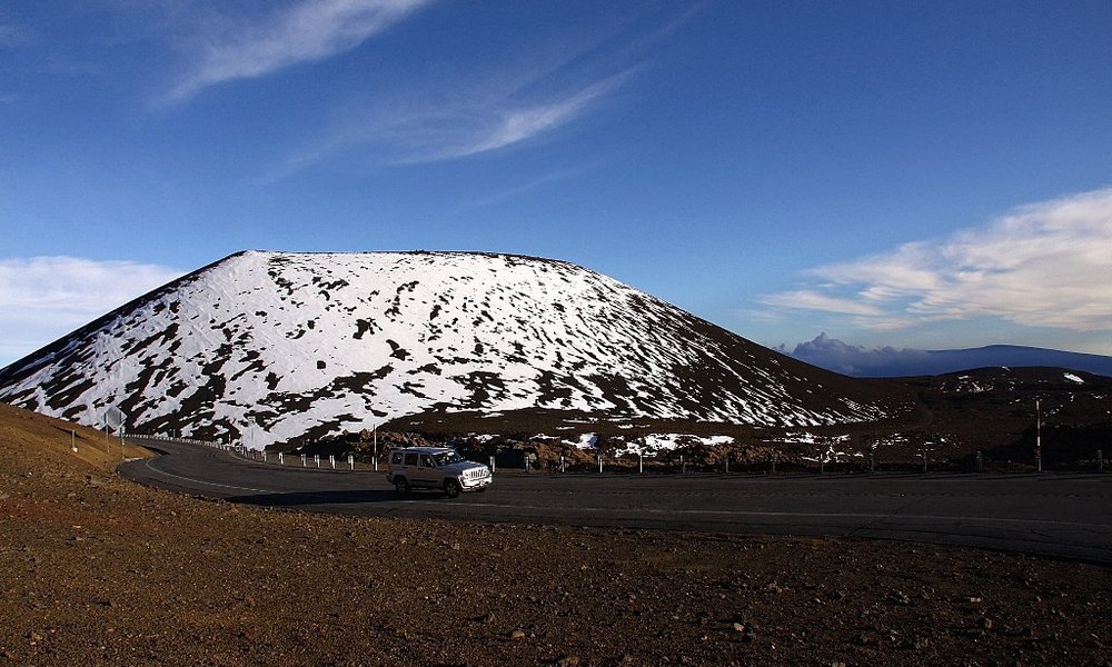 Mauna Kea, sneg na vrhu najvišje gore na svetu (merjeno z dna morja)