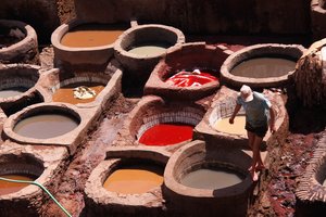 Maroko: barvarne usnja v Fezu