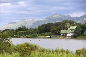 Tajska: kajakiranje po reki Kwai