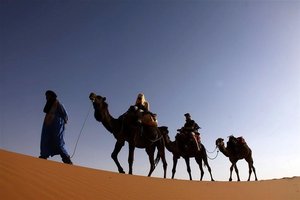 Maroko, kamelji safari na sipinah Merzuge