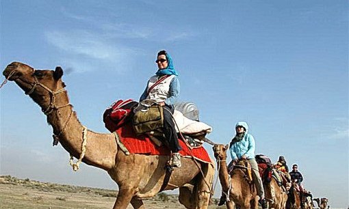 Kamelji safari na poti po puščavi Tar