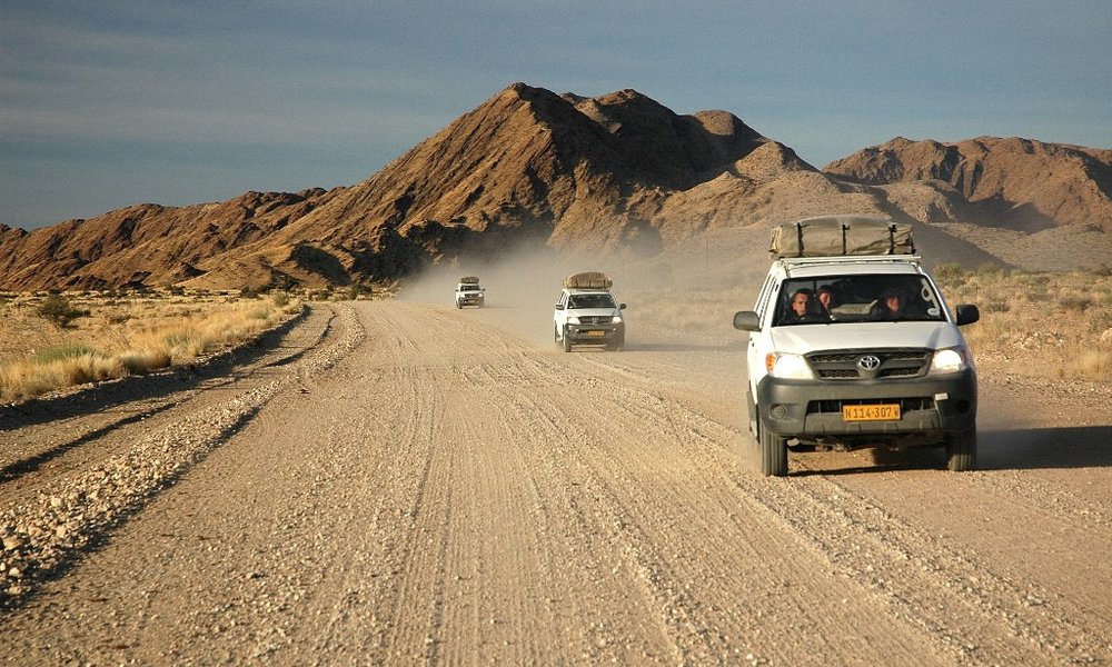 Z avti po filmski Afriki