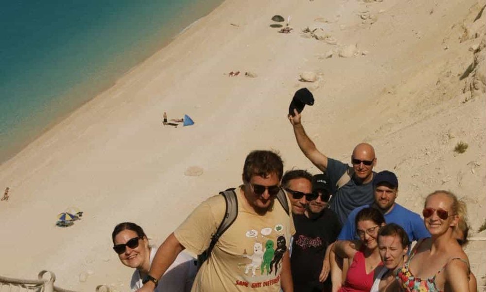 6a95c745-3ee8-4926-8b33-c0de94b2daec