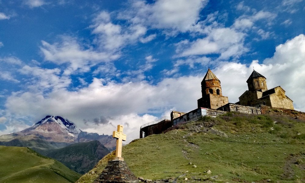 Mogočni Mt. Kazbegi