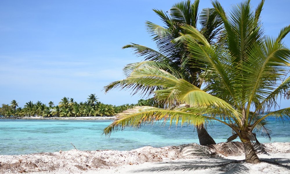 Honduras in El Salvador - 7531.jpg