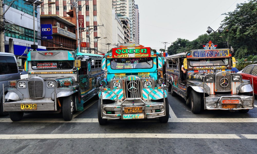 Jepney, tipično prevozno sredstvo