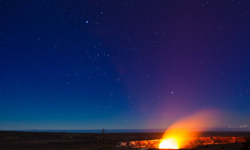 Halemaumau krater ponoči