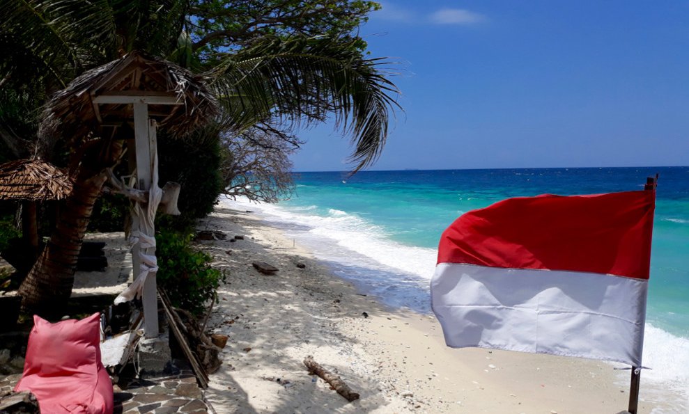 Sumatra z orangutani (Indonezija) - 7935.jpg