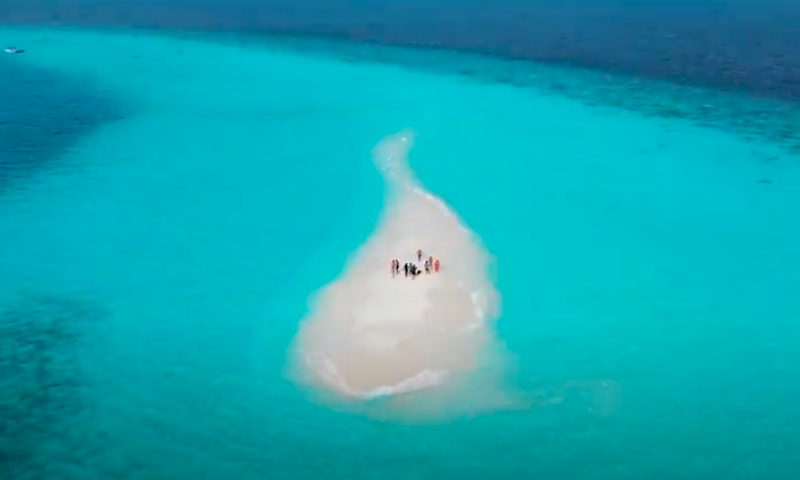 Maldivi otok Ukulhas - 9335.png
