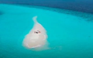 Maldivi otok Ukulhas - 9335.png