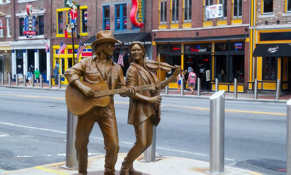 Broadway-Nashville-Tennessee-2