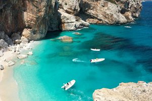 katie-kalmykova-P5c4vJyWDFc-unsplash